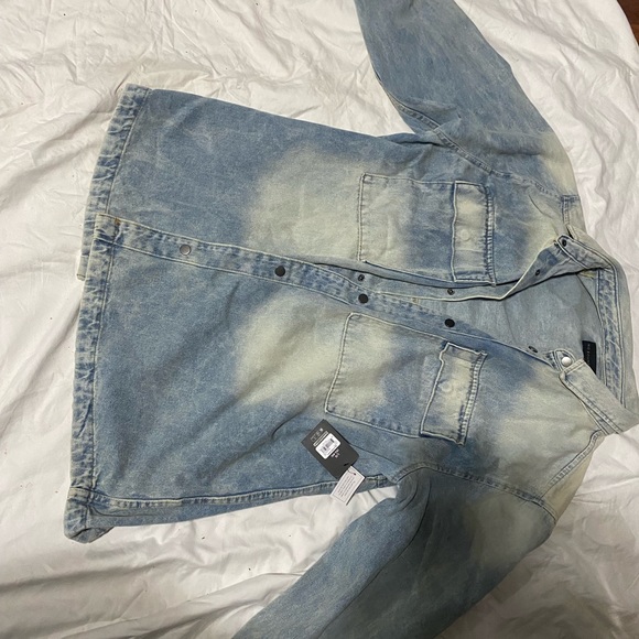 New with tag , never worn , smoke free home - Picture 3 of 5